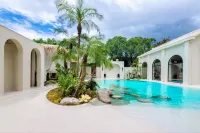 Yishe Savannai CAHWAM Beach Pool Homestay (OMG Heartbeat Paradise Store)