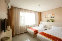 Yinhe Hotel (Changbaishan Shopping Center)