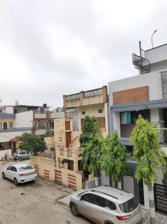 Krishnaalay Guest House