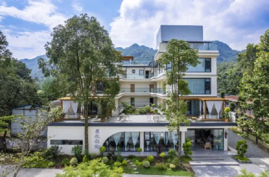 Xinghan's Date Homestay Hotels near Wangpo Rock