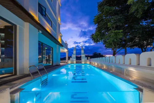 Xishuangbanna Menghai Seventeen Homestay Complex