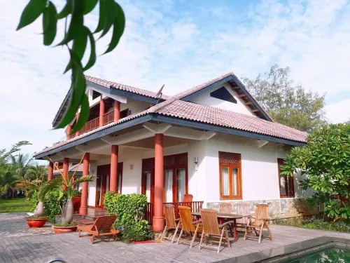 Aniise Villa Resort