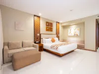 Vouk Hotel and Suites Hoteles cerca de Playa Geger