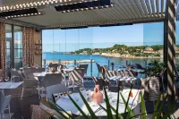 Thalazur Bandol Ile Rousse - Hôtel & Spa Hotels in Saint-Cyr-sur-Mer