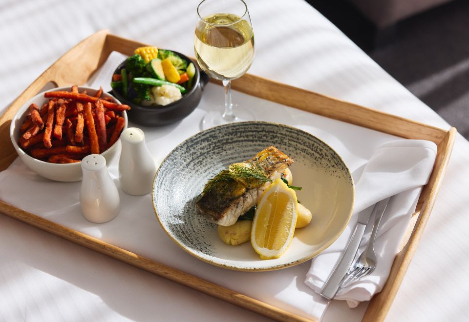 홀리데이 인 워릭 팜 편의 시설