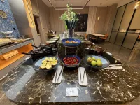 HuoErGuosiYujian International Hotel