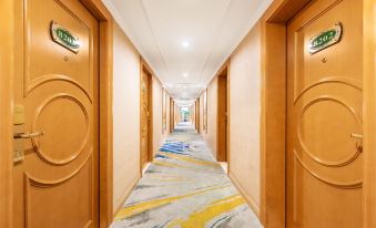 Vienna Hotel (Shenzhen Dongmen Old Street)