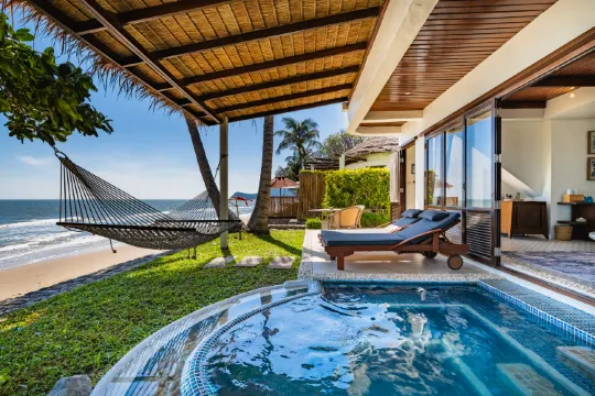 บีชฟรอนต์ พูล สวีท