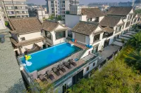 ChiYaLouHotel - Pools