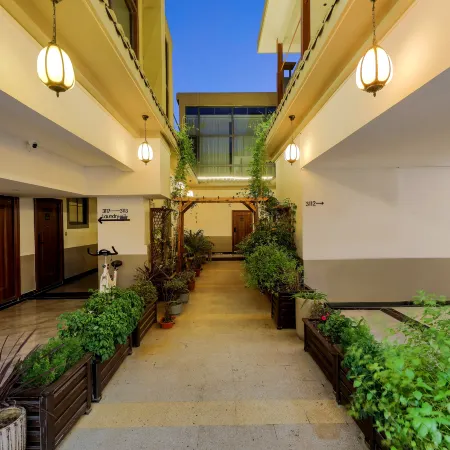 Yunduan Youyuan·Hotel (Liupanshui Wanda Plaza)