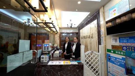 Galaxy Holiday Hotel (Yongji Jincheng Business Center Store) Отели рядом с достопримечательностью «Yongji Museum»