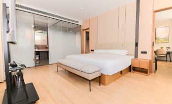 Lingbi Huangpu Hongtai Grand Hotel (Hongtai Auto City)