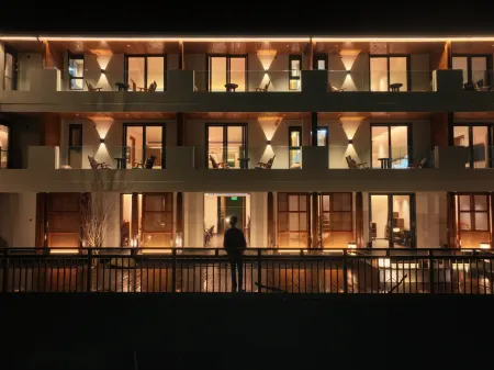 YUEXIGU VALLEY HOT SPRING HOMESTAY