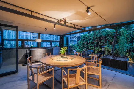 Luoyang Lu Road shisanshe Hotel Отели рядом с достопримечательностью «Mudan Square»