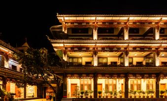 Dali Baiquanwan Hot Spring Hotel