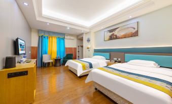 Yunfu Eurasia Business Hotel (City Hall)
