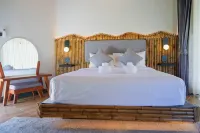 FamilyLand Resort Hotel a Pakpo