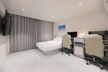 Aank Air Hotel Daejeon Отели рядом с достопримечательностью «Daejeon O-World»