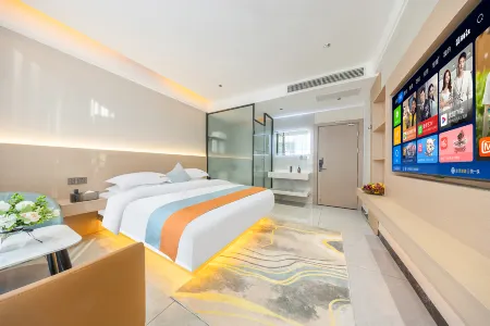 Lanyishangju Hotel (Xihe Park) Отели в г. Цюйцзин