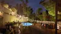 Ranran Landscape · Wild Luxury Landscape Famliy Parent Child Vacation Homestay (Moon Bay Store) - Rooftop Pools