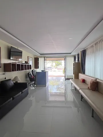 รูปภาพของล้านบัวรีสอร์ท