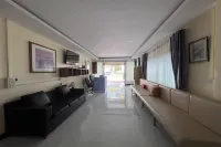 Lan Bua Resort - Parkplatz