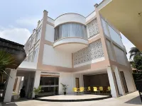 Monopoli Inn Hotels in Bukittinggi