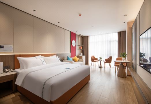 아바현 쭝거 저우위에 호텔 객실 전경