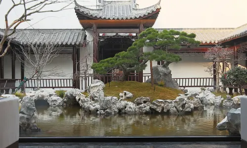 Fenghuangliuyuan Garden Hotel