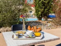 Vacanceole - Relais du Plessis Hotels in Mondion