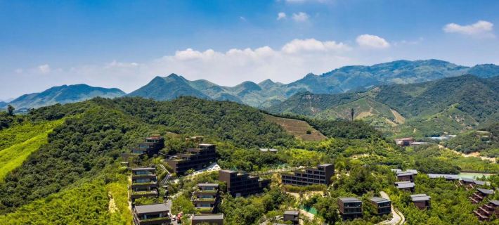 J.LALLI VALLEY Hotels in Deqing