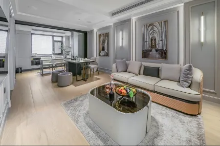 Floral Hotel·Summer Mountain Puju Hotel Отели рядом с достопримечательностью «Palace of Ming and Qing Dynasties Scenic Area»