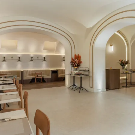 Hotel Medinaceli 4 sup Отели рядом с достопримечательностью «Торговый центр Maremagnum»