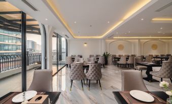 22Land Cloud Hotel