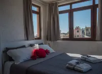 La Torretta dei Merli with Views Hotels in Vernazza