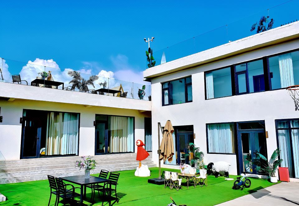 hotel overview picture