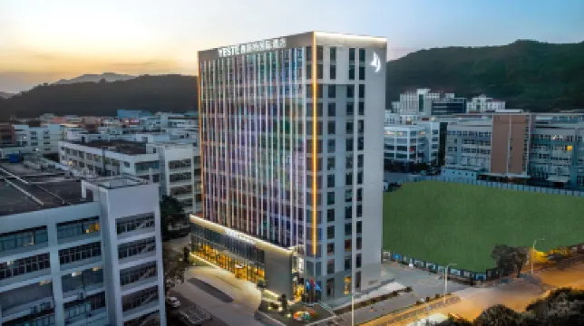 Yeste International Hotel (Xiamen Haicang Maqing Road) 알로이 시티플라자/하이창 호텔