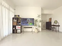 Lili · Female-Only Hostel