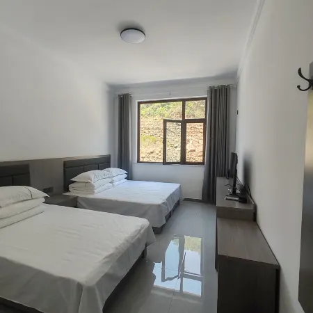 Wuyuezhai Qingliangwan Homestay