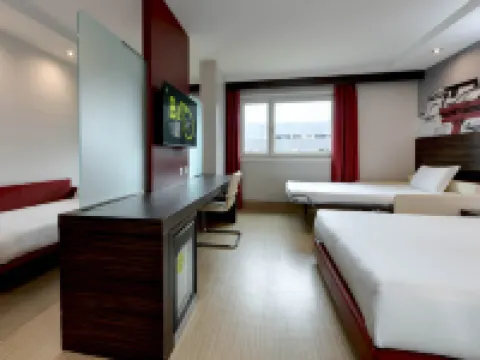 B&B Hotel Trento 特倫託酒店