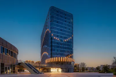 Jingci Pujian Hotel (Jingdezhen China Ceramics Museum Baolong Plaza)