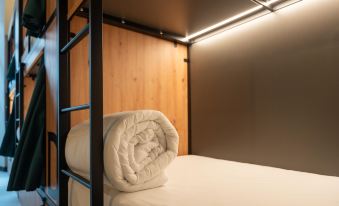 The Central House Granada Elvira