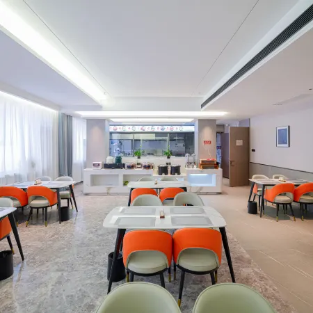 Wuqi Yinyun Grand Hotel