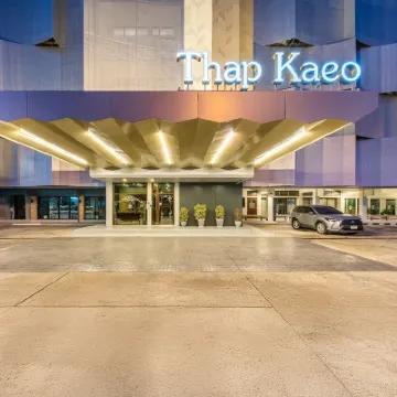 Thap Kaeo Poshtel City Center Korat Hotels near RN yard