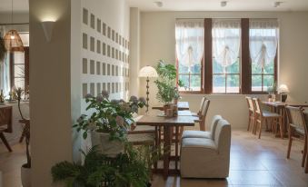 Xiangsong French Manor (Daqi Mountain)