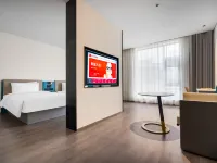 Ibis Hotel (Ge'ermu Bayi Middle Road Kunlun Square Branch) Hotels in Golmud