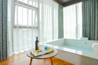 Jinhai Holiday JINHAI HOLIDAY - Hot Springs