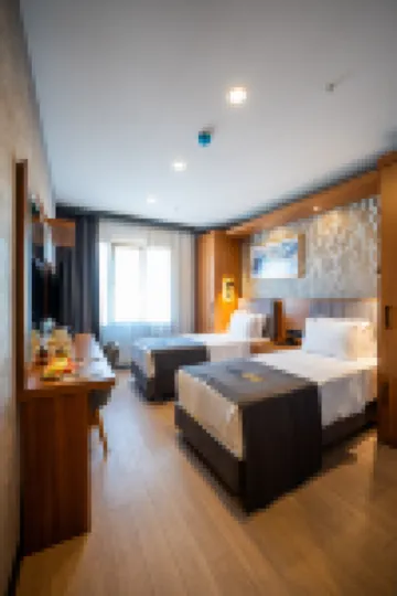 Educity Hotels & Spa Hotels in der Nähe von Çekmeköy Gençlik Hizmetleri Ve Spor İlçe Müdürlüğü Sentetik Çim Yüzeyli Futbol Stadı