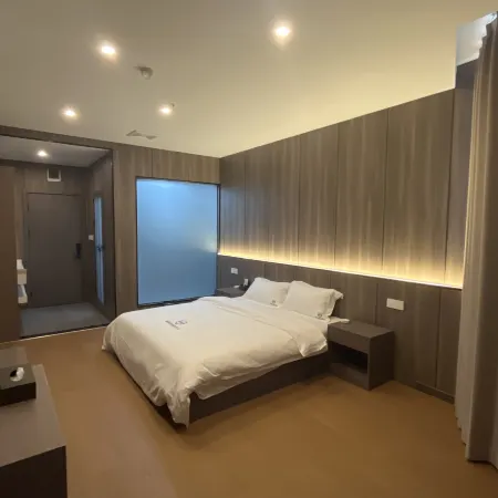 West Business Hotel