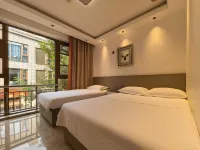 Boyah Hotel (Third Seaside Bathing Beach)